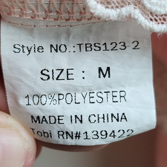 Tobi Pink Open Sleeve Lace Blouse Size Medium - Picture 7 of 16